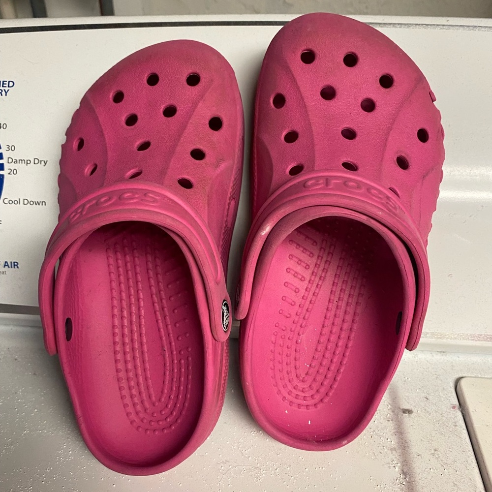 Crocs in hot pink!